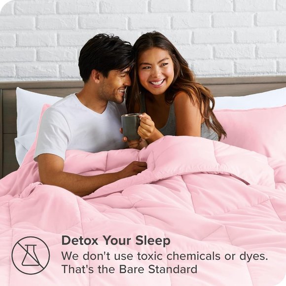 Pink Comforter, soft, warm all seasons blanket. (Double Size - Light Pink) - Picture 4 of 4